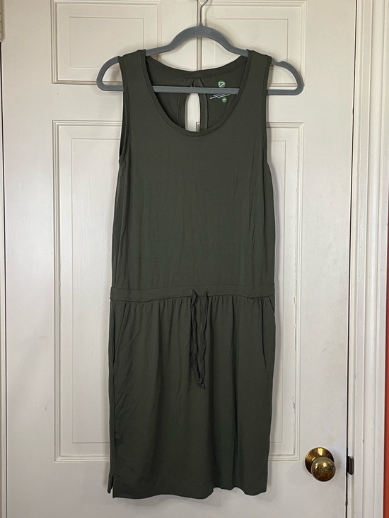 Dakini Dresses & Skirts - DAKINI Sundress  Green  Peek-a-Boo Back Sun Dress Size Small Casual Soft Beach